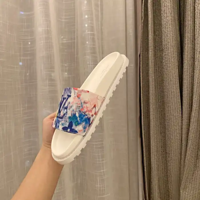 Rep LV SLIPPERS