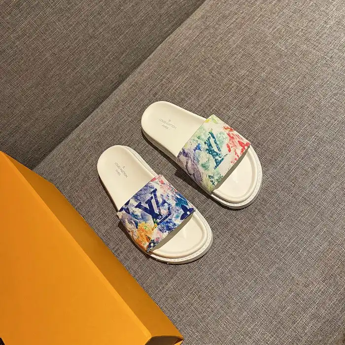 Rep LV SLIPPERS