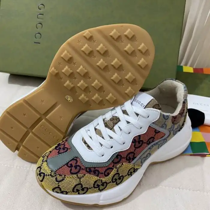 GUCC SNEAKER