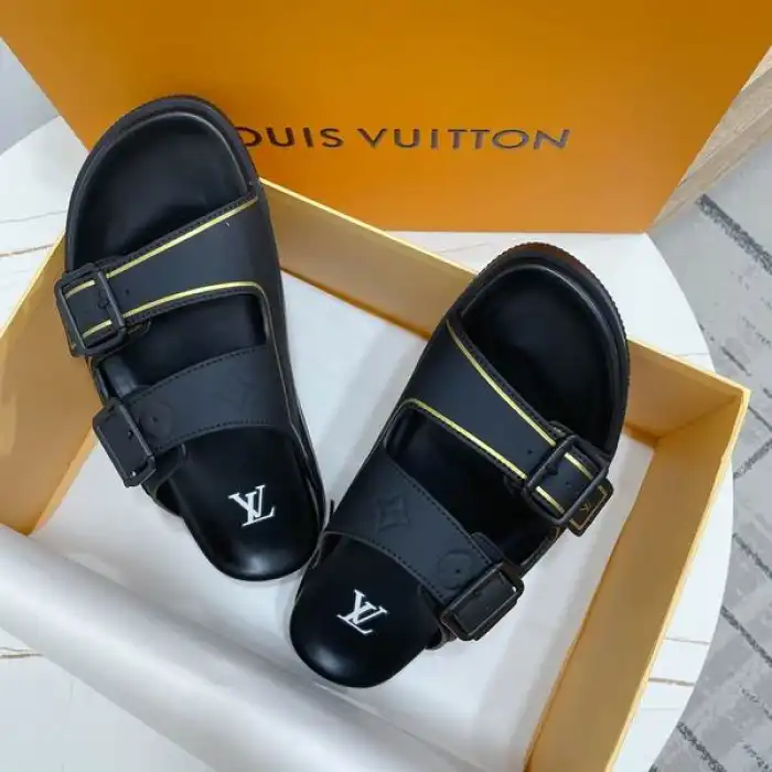 Loui Vuitto SLIPPERS