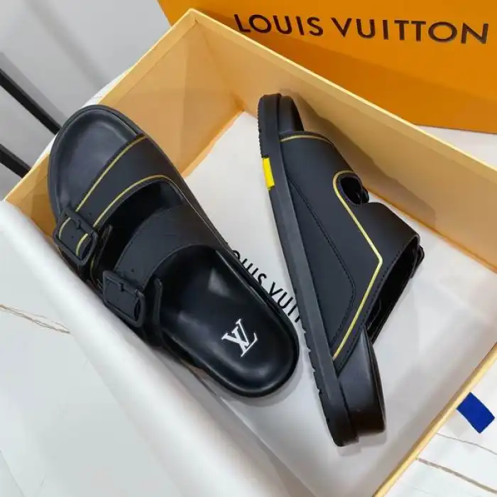 Loui Vuitto SLIPPERS