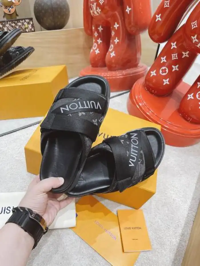 Cheap LV SLIPPERS