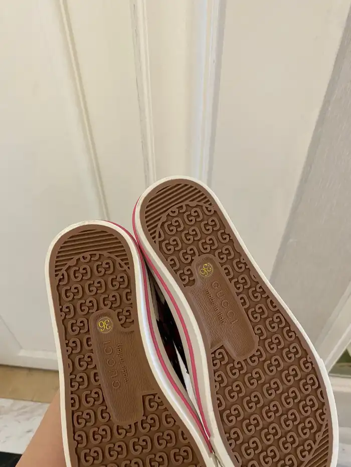 Cheap Gucci Tennis 1977 SNEAKER