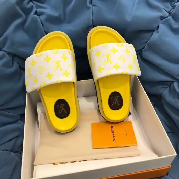 Rep LV SLIPPERS