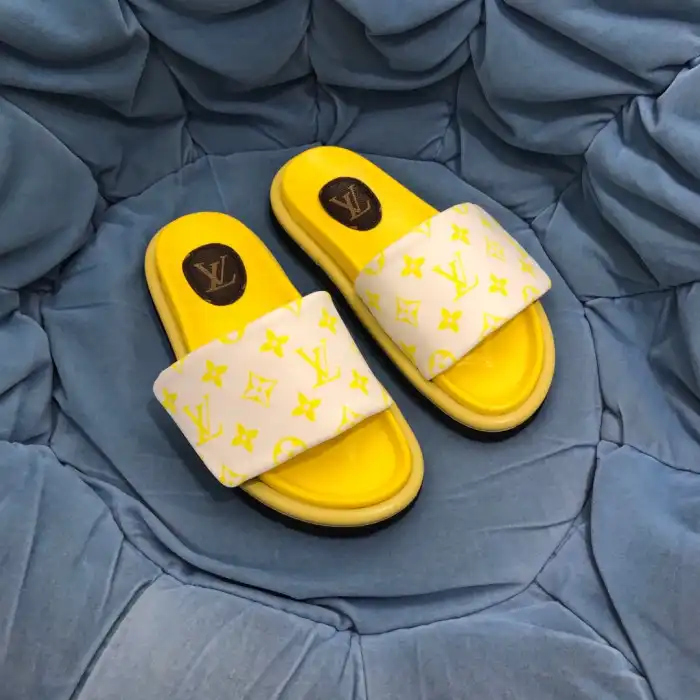 Rep LV SLIPPERS