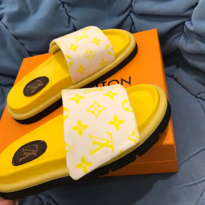 Rep LV SLIPPERS