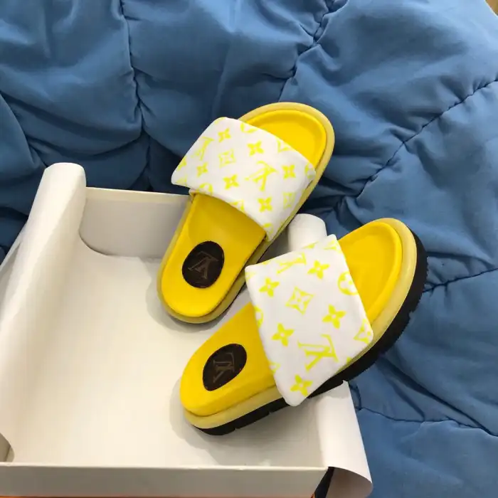 Rep LV SLIPPERS