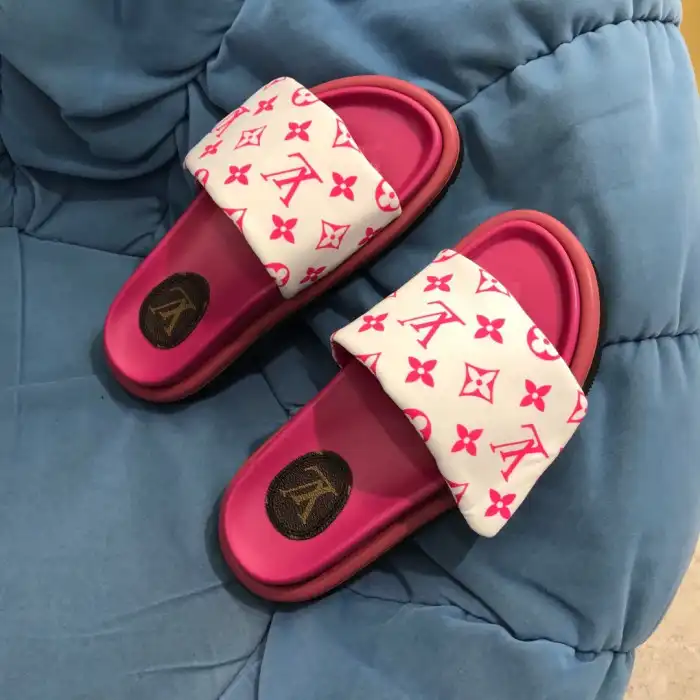 Cheap LV SLIPPERS