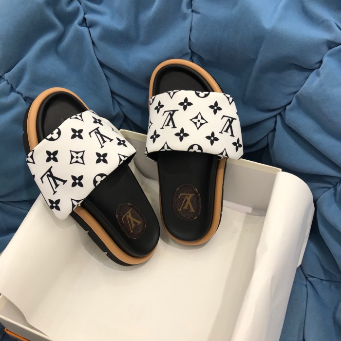 Onekick LV SLIPPERS