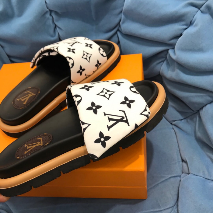 Onekick LV SLIPPERS