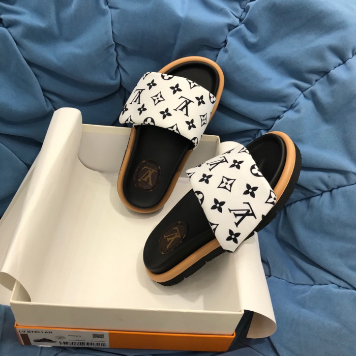 Onekick LV SLIPPERS