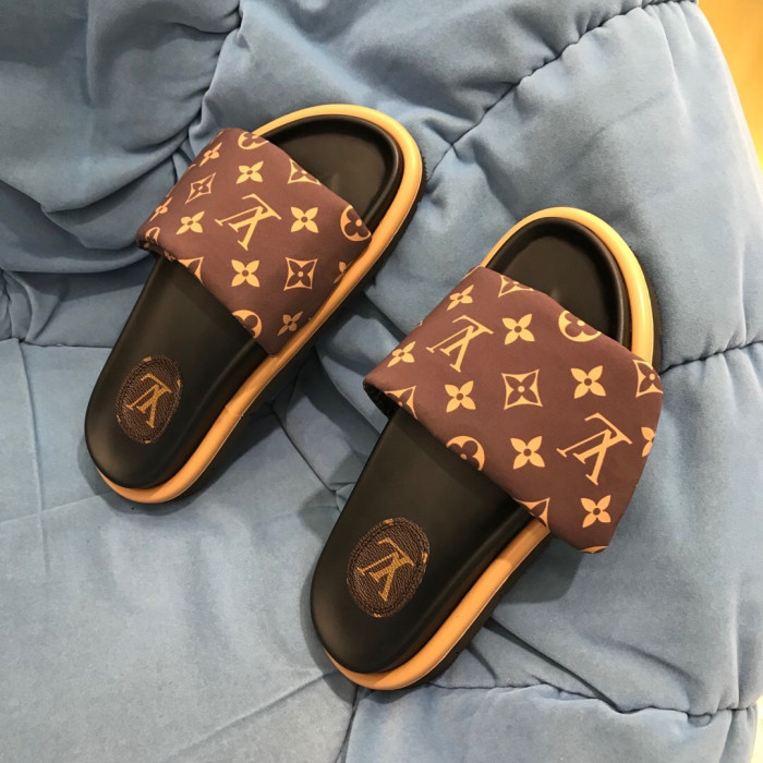 Onekick LV SLIPPERS