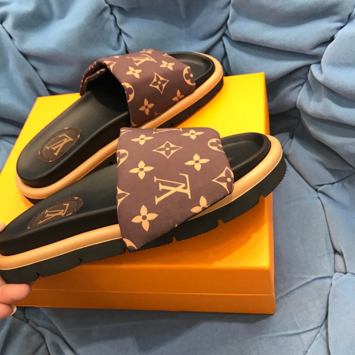 Onekick LV SLIPPERS