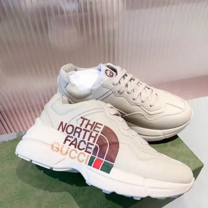 GUCC SNEAKER