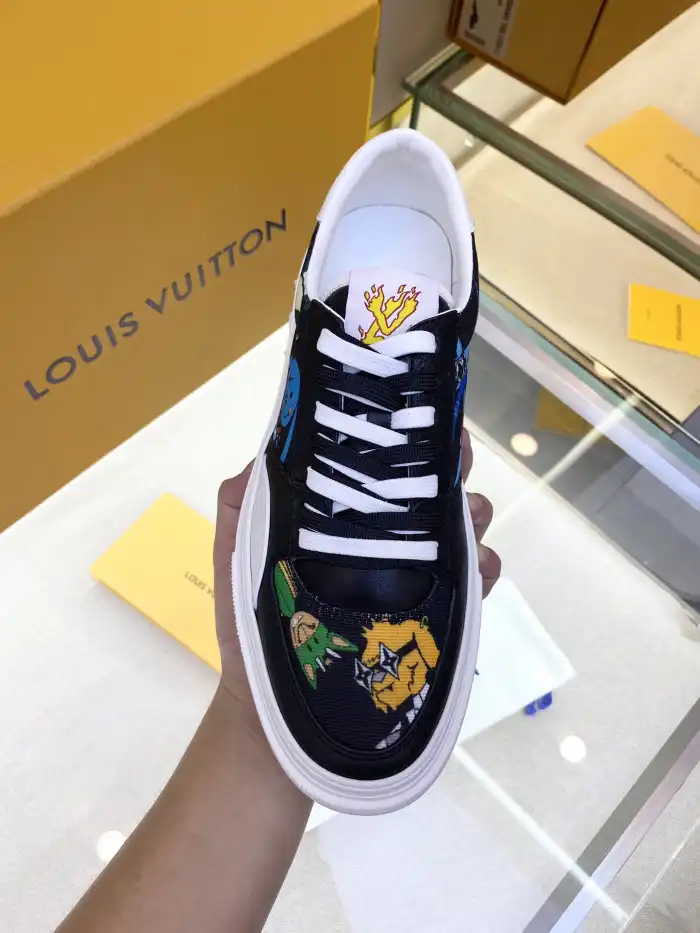 Loui Vuitto Low-Top SNEAKER