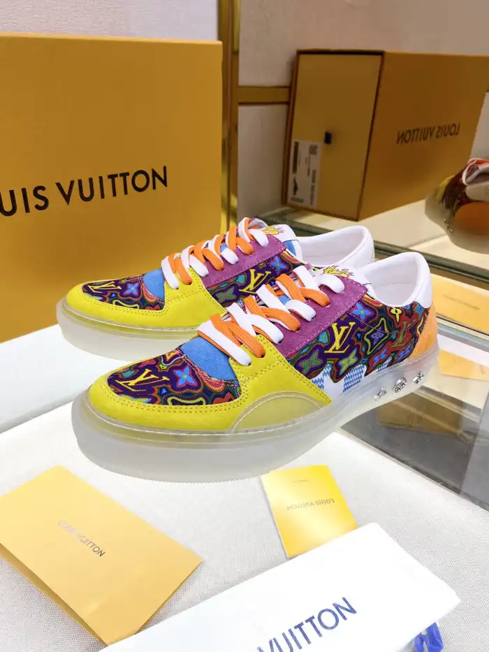 Loui Vuitto Low-Top SNEAKER