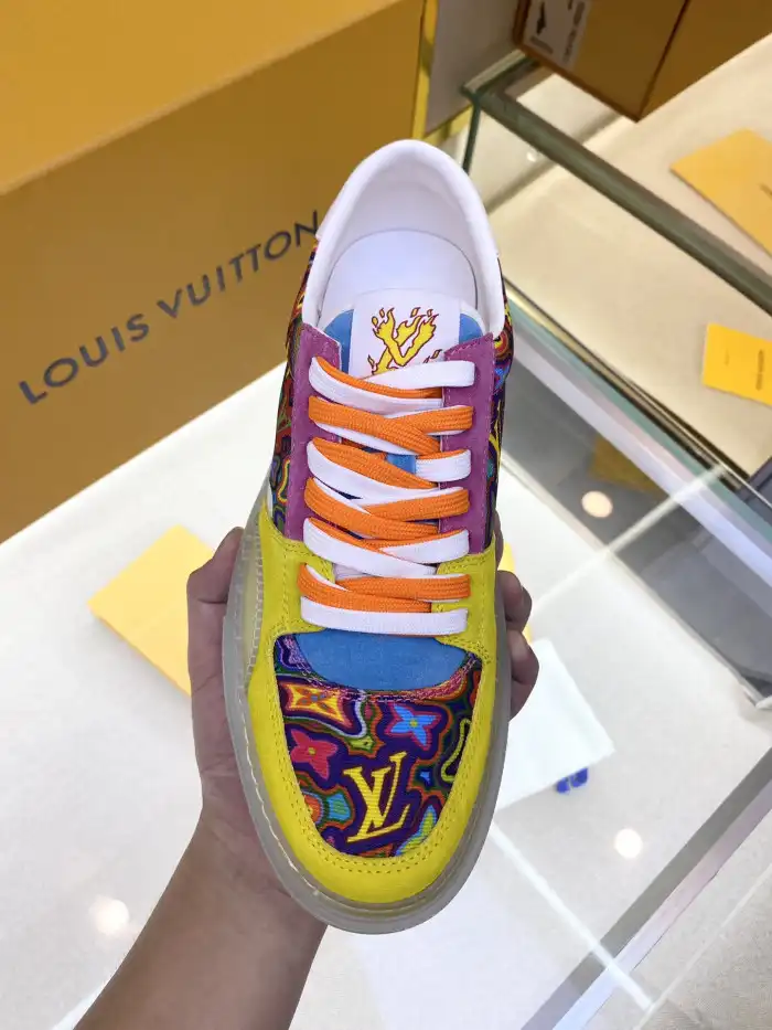 Loui Vuitto Low-Top SNEAKER