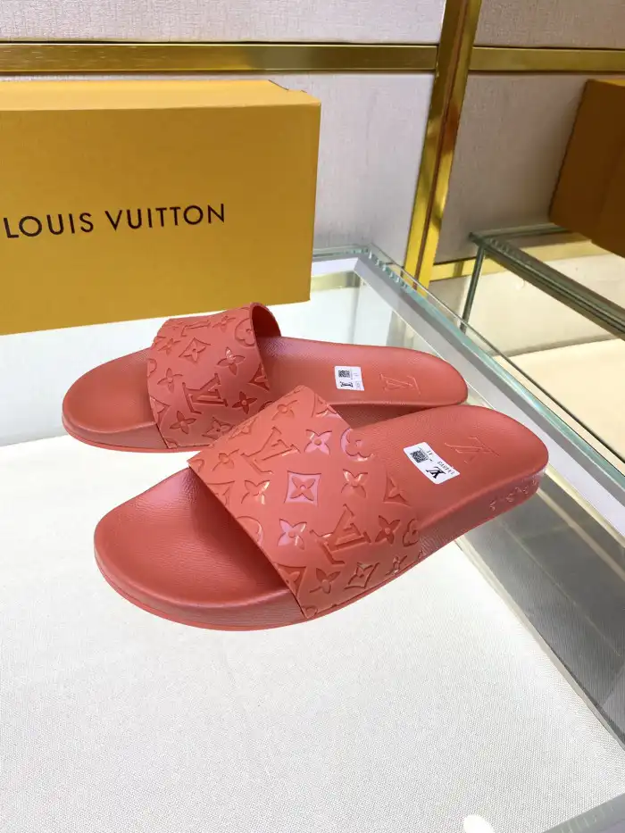 Loui Vuitto SLIPPERS