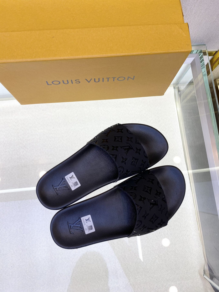 Loui Vuitto SLIPPERS