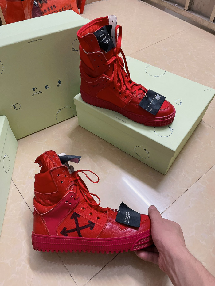 OFF-WHITE HIGH TOP SNEAKER