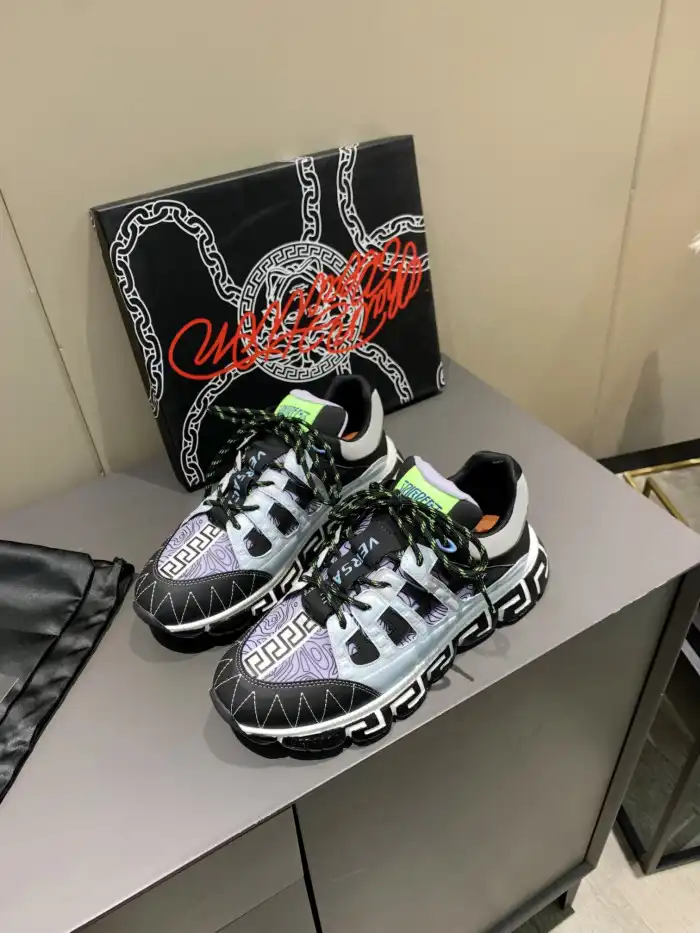 Versac CHAIN REACTION SNEAKERS