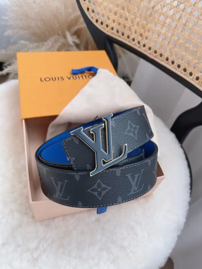 Rep Loui Vuitto Belt-4CM