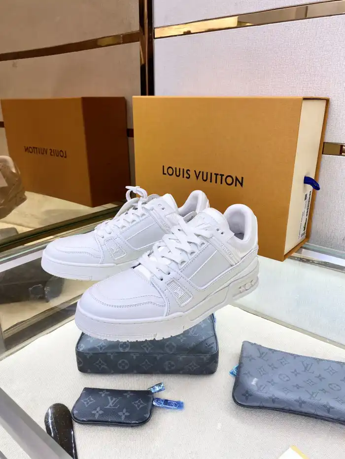 Loui Vuitto TRAINER SNEAKER