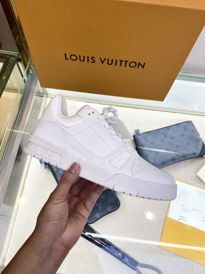 Loui Vuitto TRAINER SNEAKER