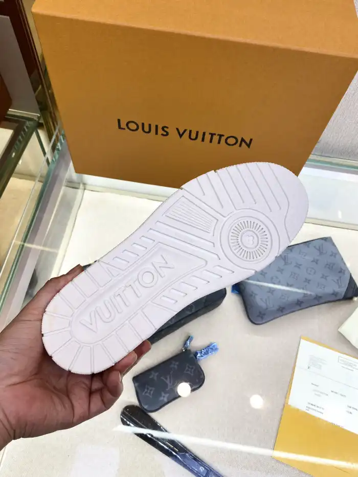 Loui Vuitto TRAINER SNEAKER