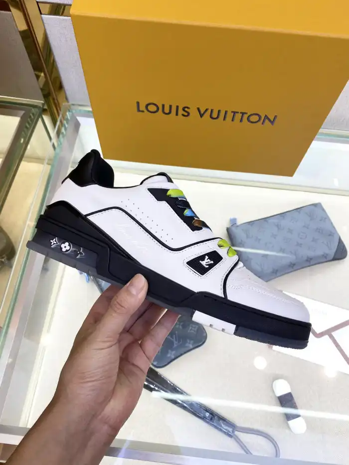 Loui Vuitto TRAINER SNEAKER