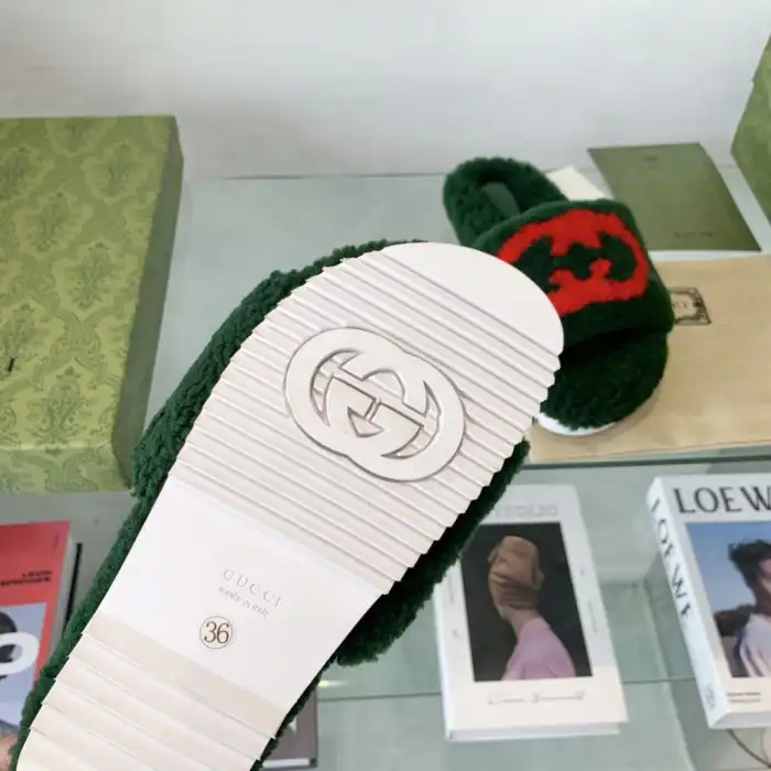 GUCC SLIPPER