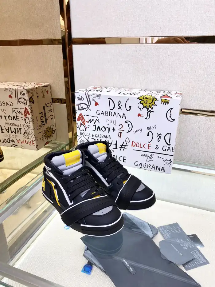 DG SNEAKER