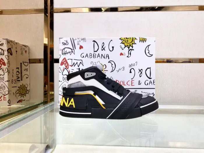 DG SNEAKER