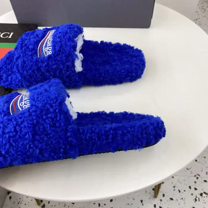 Rep BLCG SLIPPERS