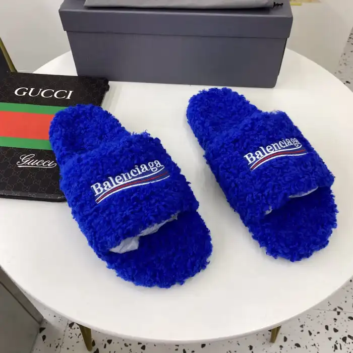 Rep BLCG SLIPPERS