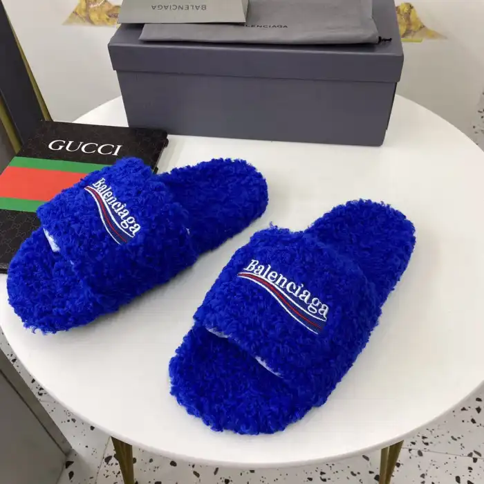 Rep BLCG SLIPPERS