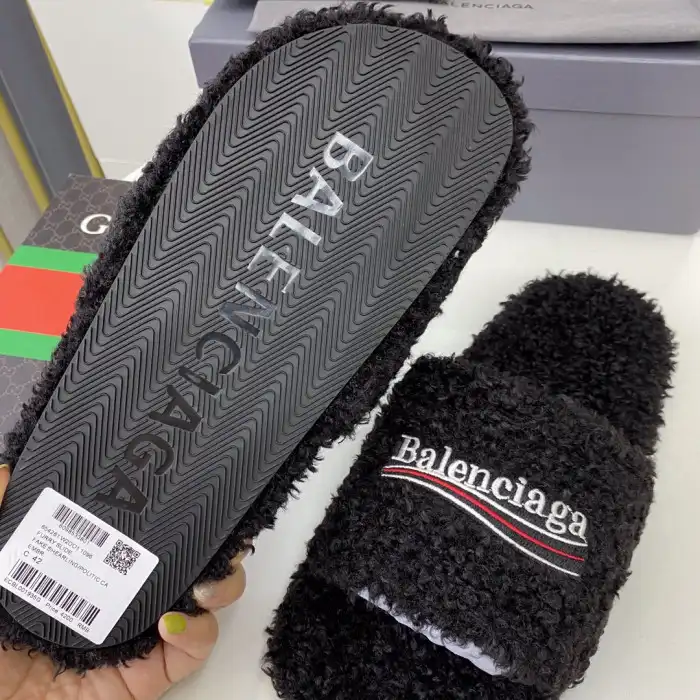 Rep BLCG SLIPPERS