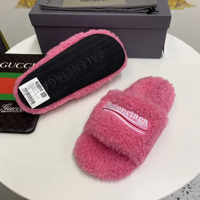 Rep BLCG SLIPPERS