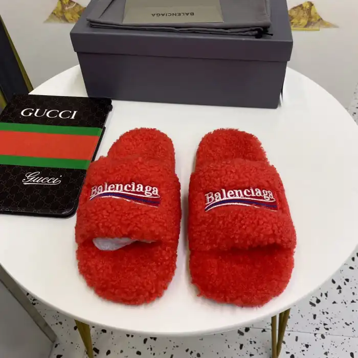 Rep BLCG SLIPPERS