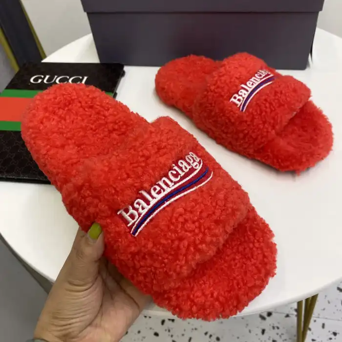 Rep BLCG SLIPPERS