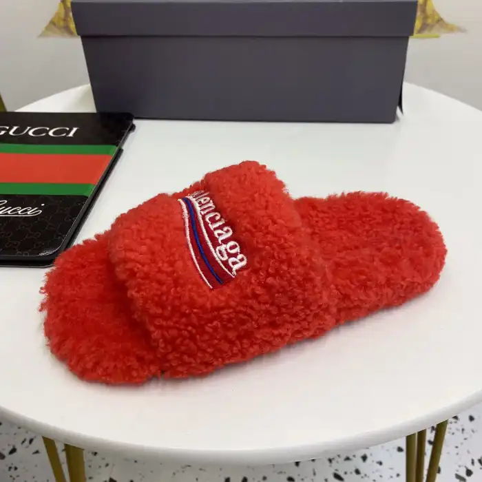 Rep BLCG SLIPPERS