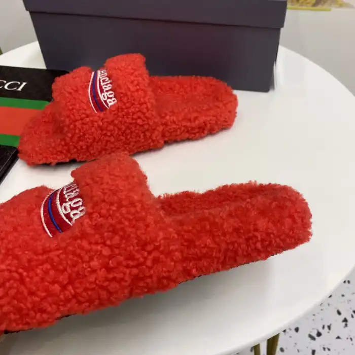 Rep BLCG SLIPPERS