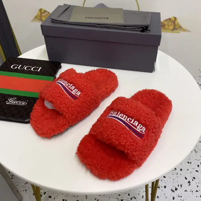 Rep BLCG SLIPPERS