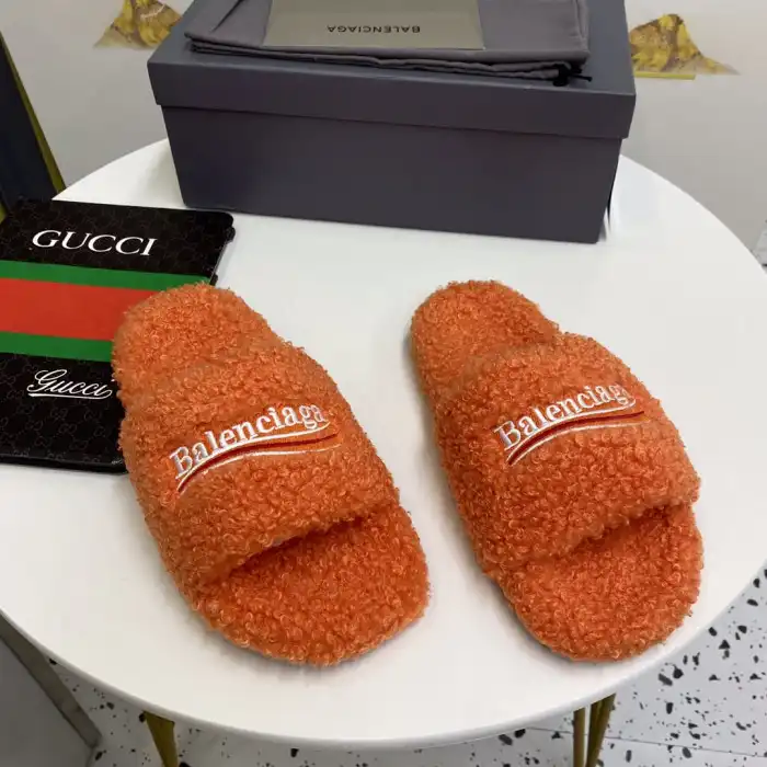 Rep BLCG SLIPPERS