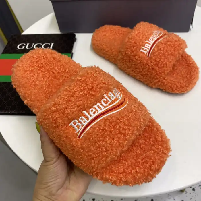 Rep BLCG SLIPPERS