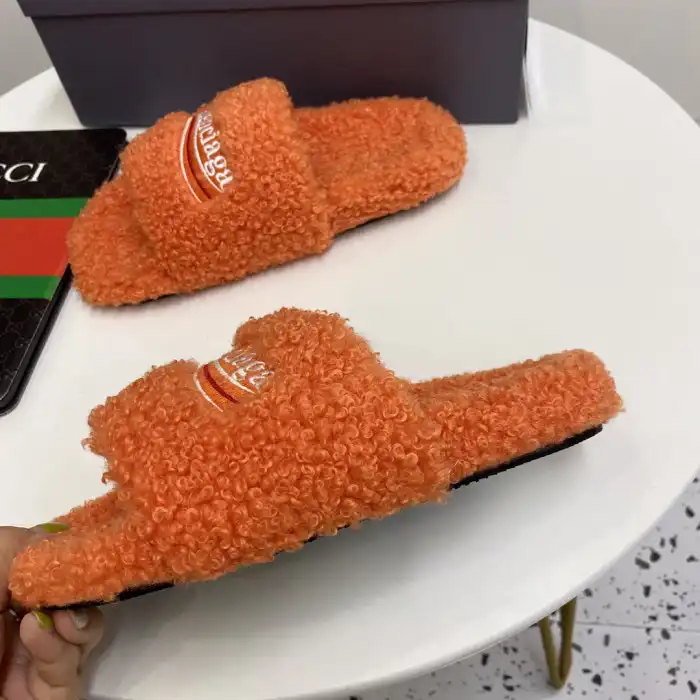 Rep BLCG SLIPPERS