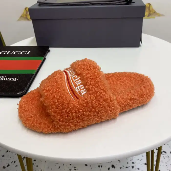 Rep BLCG SLIPPERS