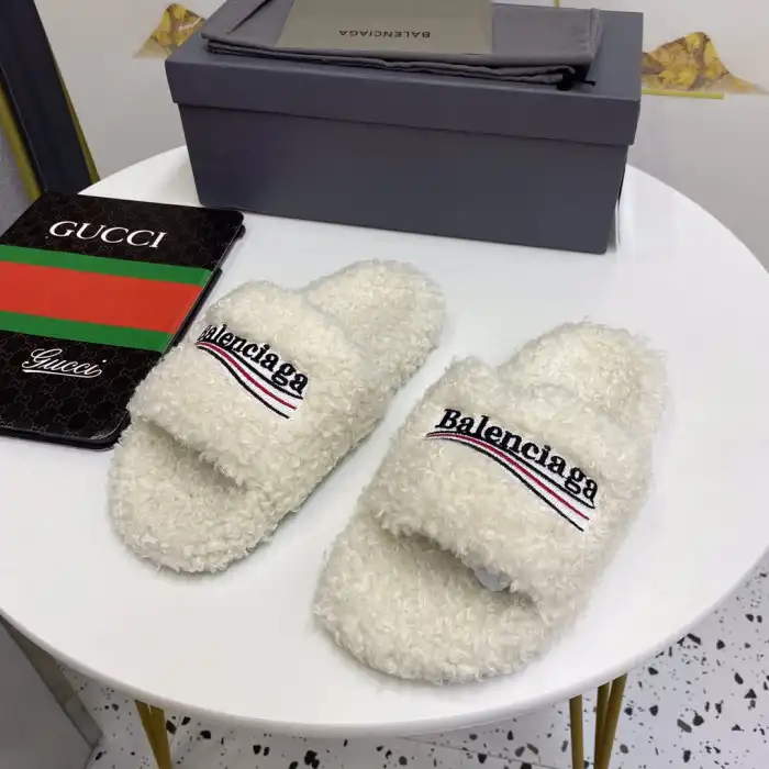 Rep BLCG SLIPPERS