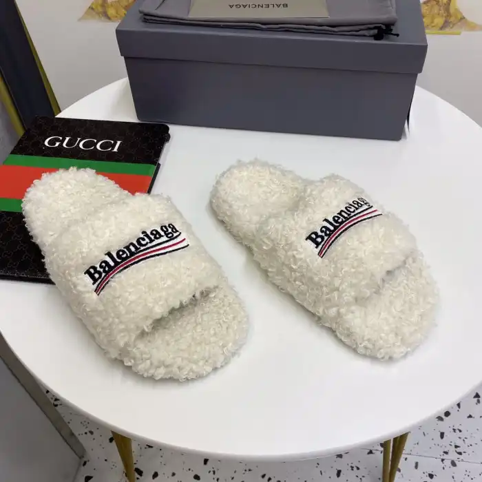 Rep BLCG SLIPPERS