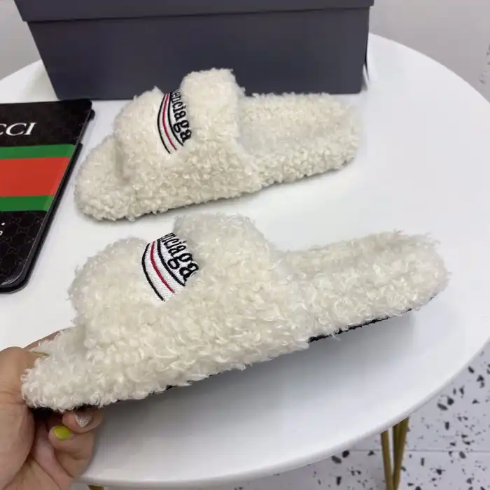 Rep BLCG SLIPPERS